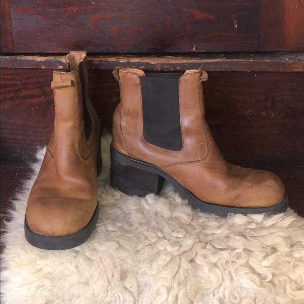 Nine West Chunky Heel Chelsea Boots sz11